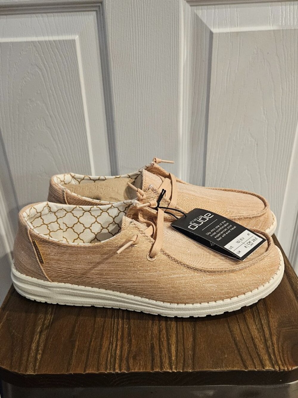 New Hey Dude Wendy Sparkling Rose Gold Women's Size 10. New